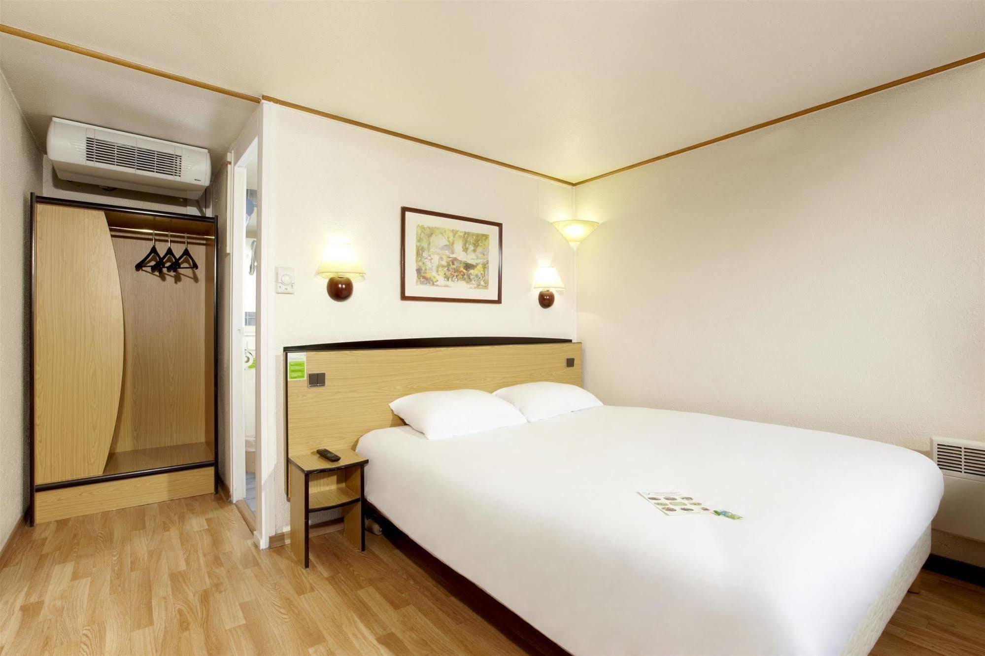 Hotel Campanile Brive-La-Gaillarde Ouest Exterior foto